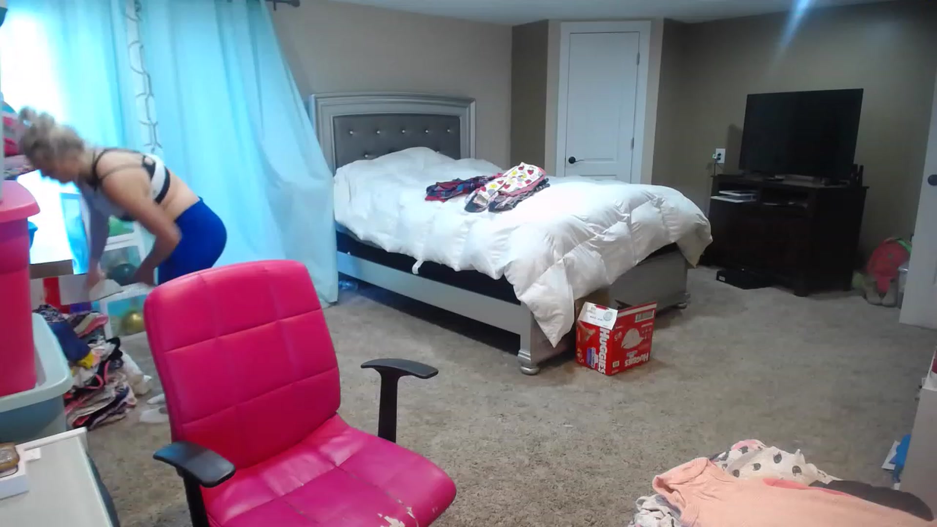 Gallery image thumbnail from AshlynnStorm's myfreecams stream on, 03/15/2023, 19:41 image 7 of 20