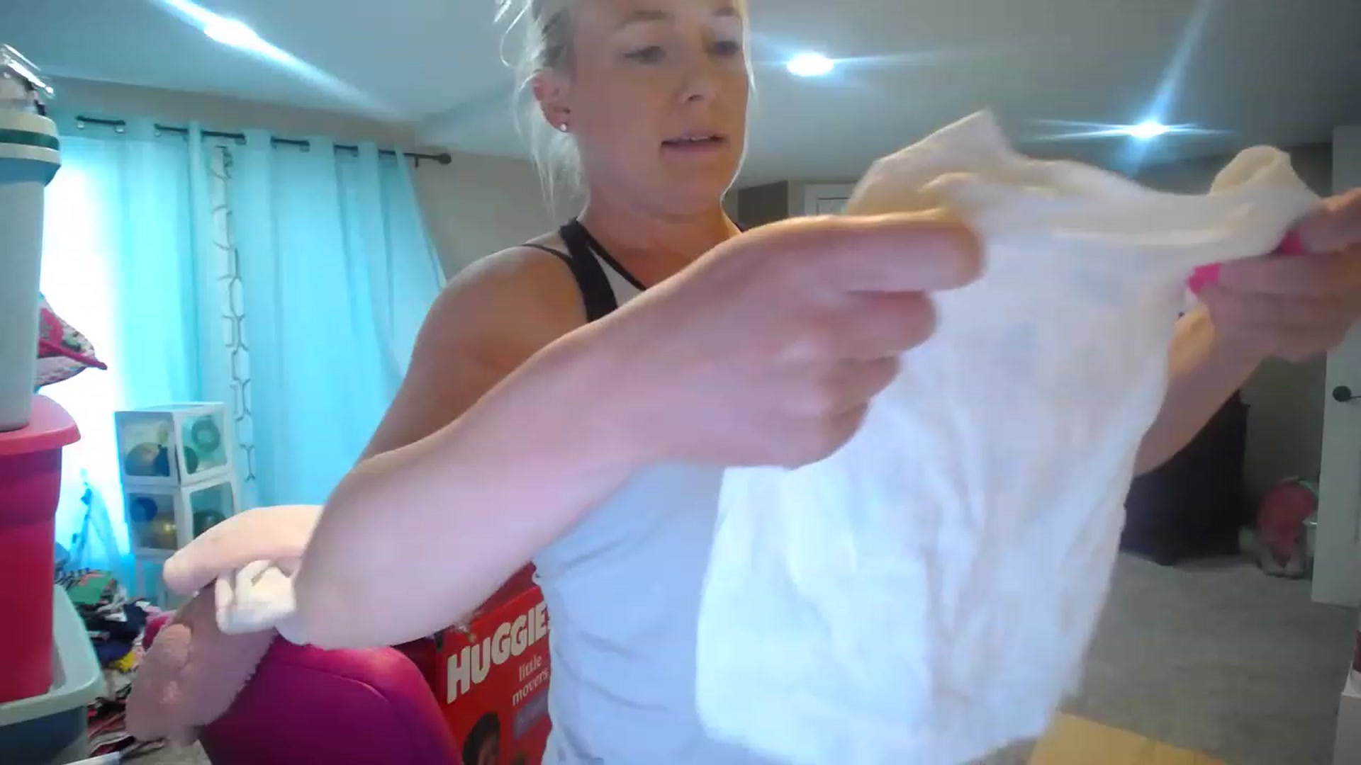 Gallery image thumbnail from AshlynnStorm's myfreecams stream on, 03/15/2023, 19:41 image 14 of 20