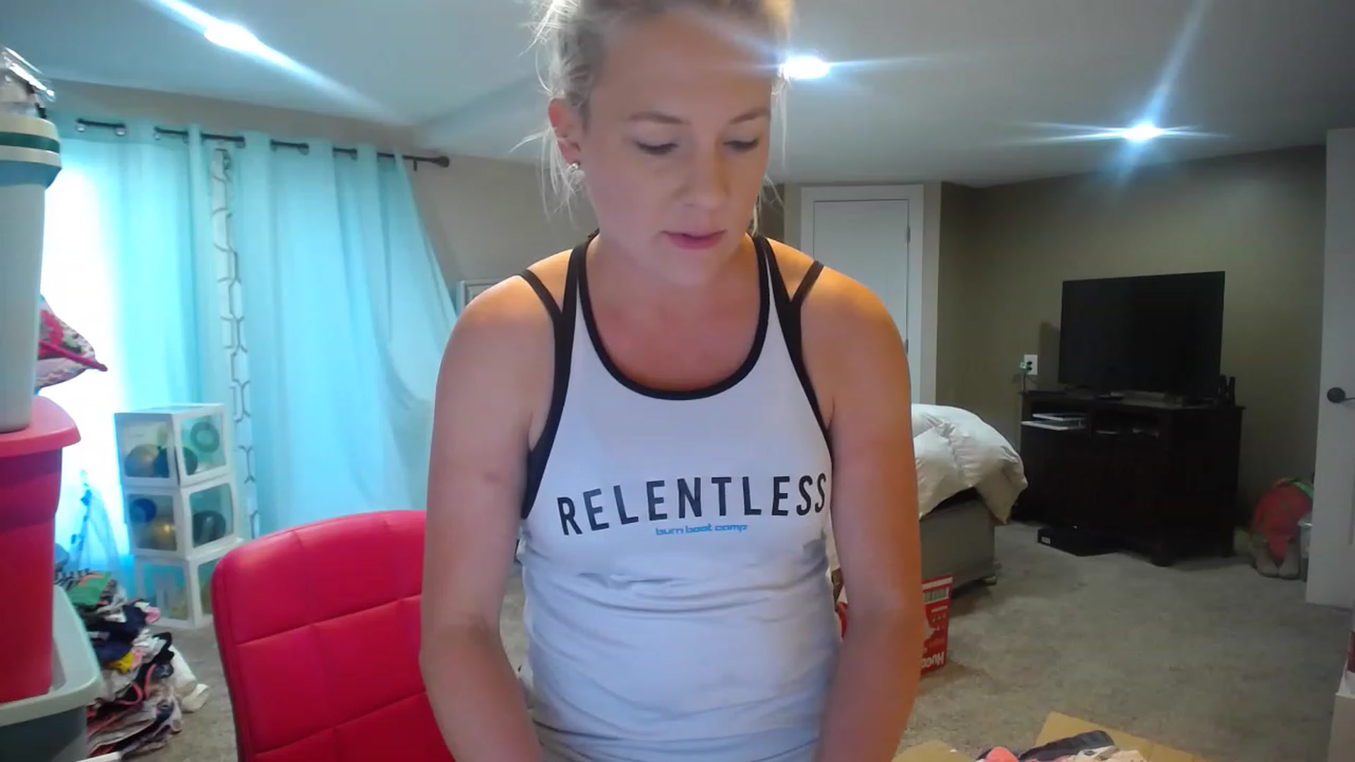 Gallery image thumbnail from AshlynnStorm's myfreecams stream on, 03/15/2023, 19:41 image 10 of 20