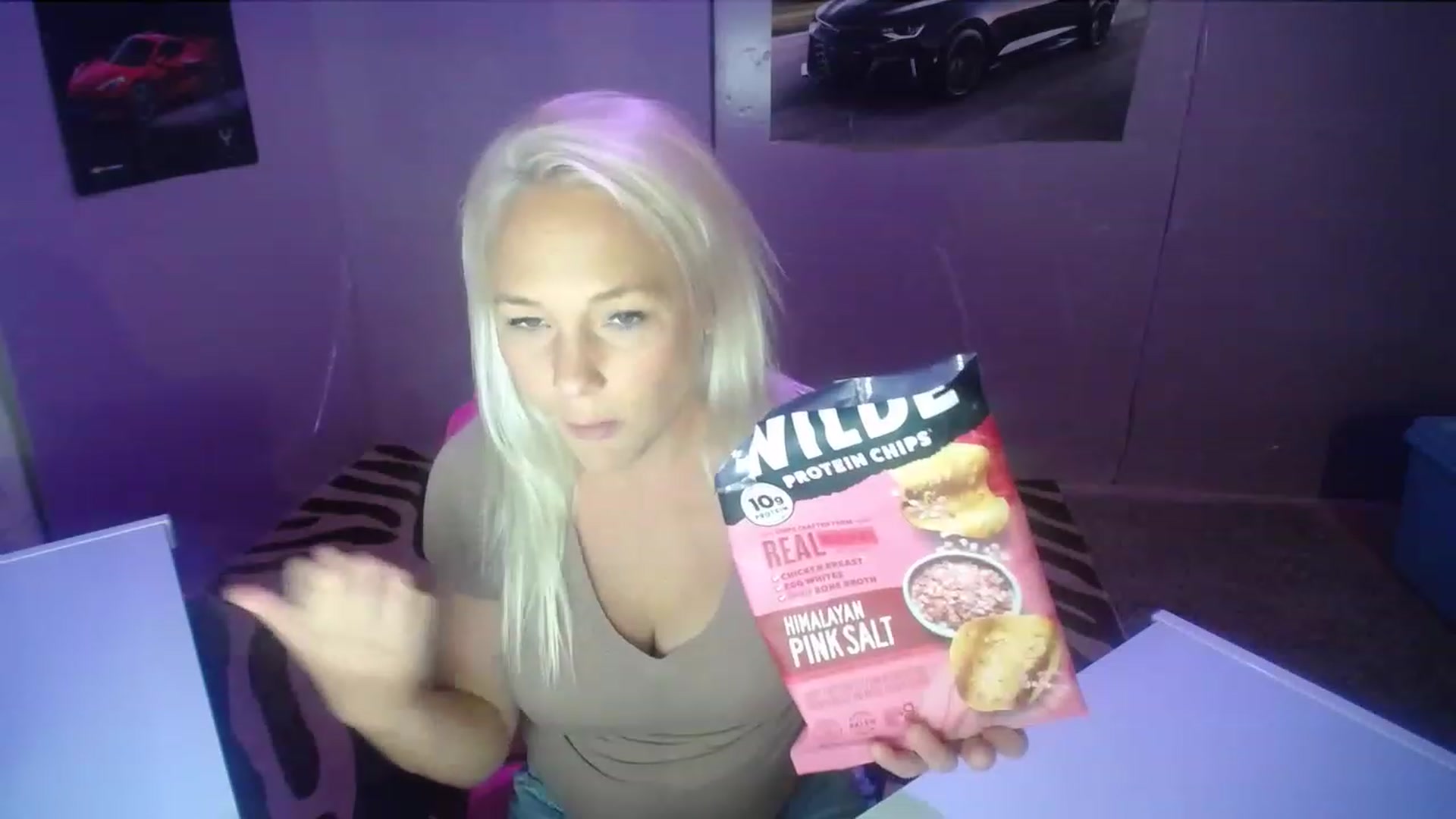 Gallery image thumbnail from AshlynnStorm's myfreecams stream on, 05/19/2023, 20:58 image 6 of 20