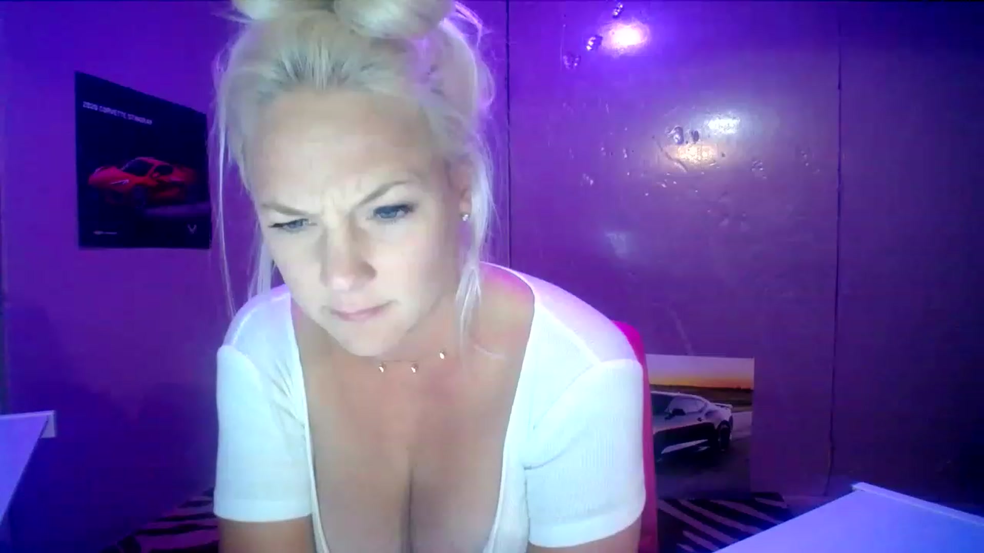 Gallery image thumbnail from AshlynnStorm's myfreecams stream on, 05/25/2023, 04:33 image 14 of 20