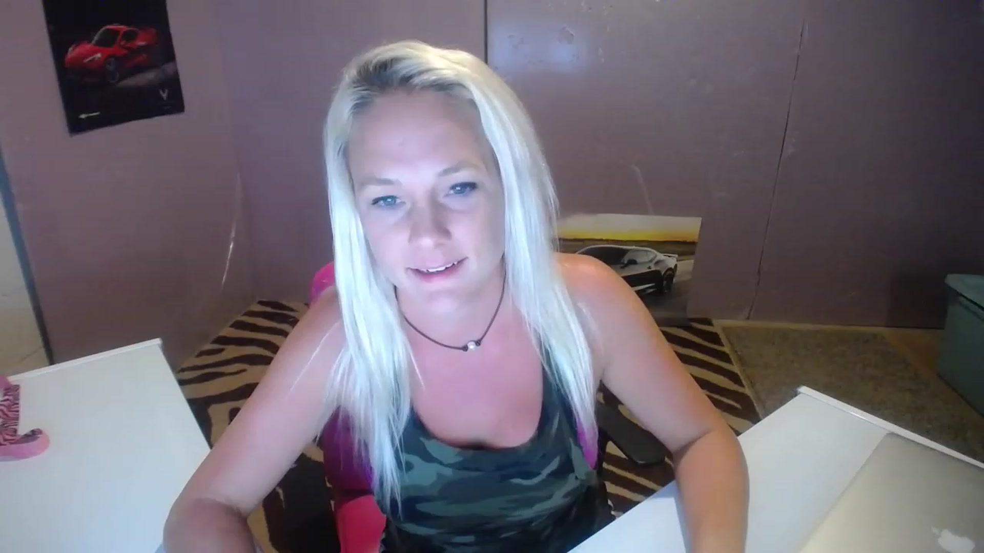 Gallery image thumbnail from AshlynnStorm's myfreecams stream on, 07/04/2023, 04:47 image 11 of 20
