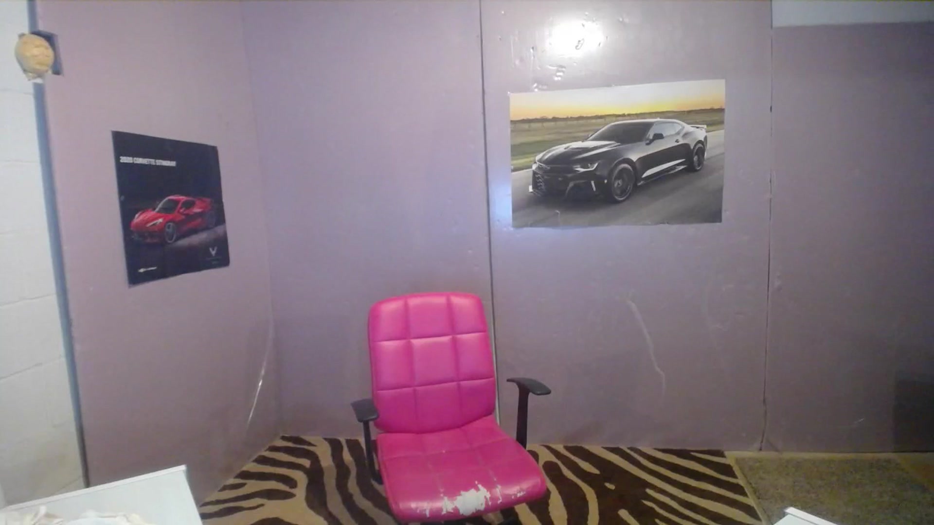 Gallery image thumbnail from AshlynnStorm's myfreecams stream on, 07/06/2023, 04:19 image 10 of 20