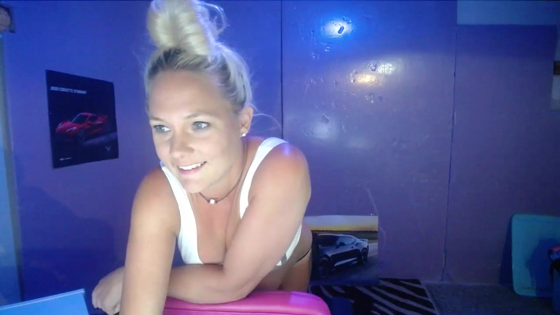 Gallery image thumbnail from AshlynnStorm's myfreecams stream on, 07/07/2023, 06:00 image 12 of 20