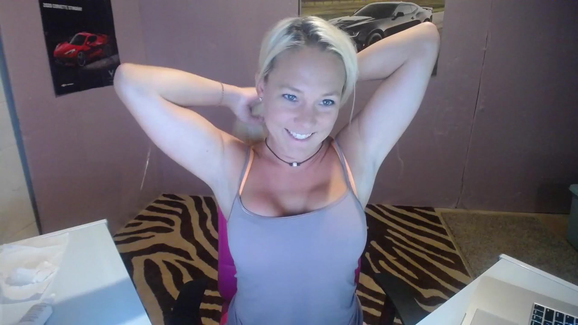 Gallery image thumbnail from AshlynnStorm's myfreecams stream on, 07/10/2023, 05:05 image 4 of 20
