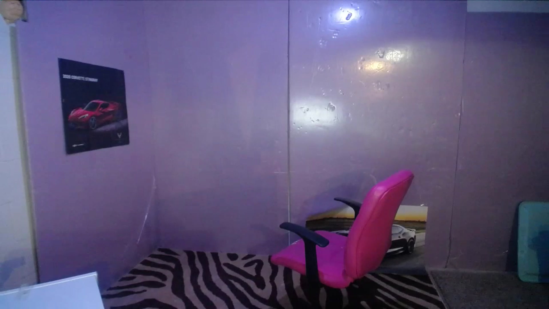 Gallery image thumbnail from AshlynnStorm's myfreecams stream on, 07/21/2023, 06:50 image 9 of 20
