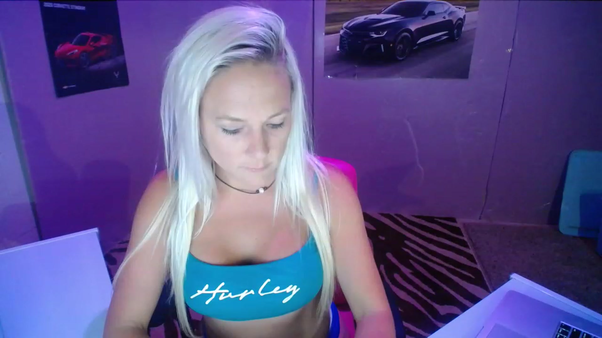 Gallery image thumbnail from AshlynnStorm's myfreecams stream on, 07/23/2023, 05:19 image 17 of 20