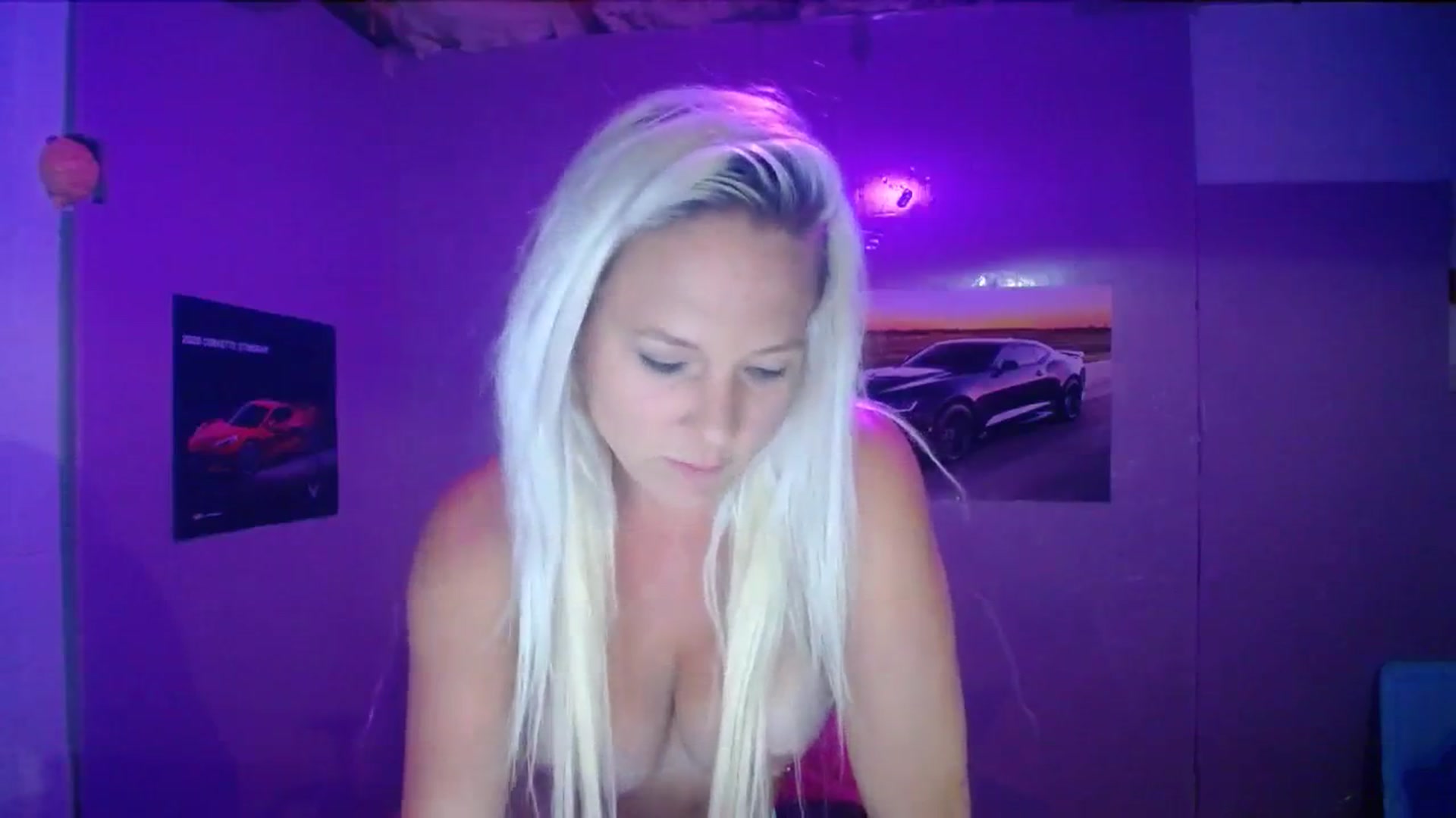 Gallery image thumbnail from AshlynnStorm's myfreecams stream on, 07/26/2023, 05:29 image 10 of 20