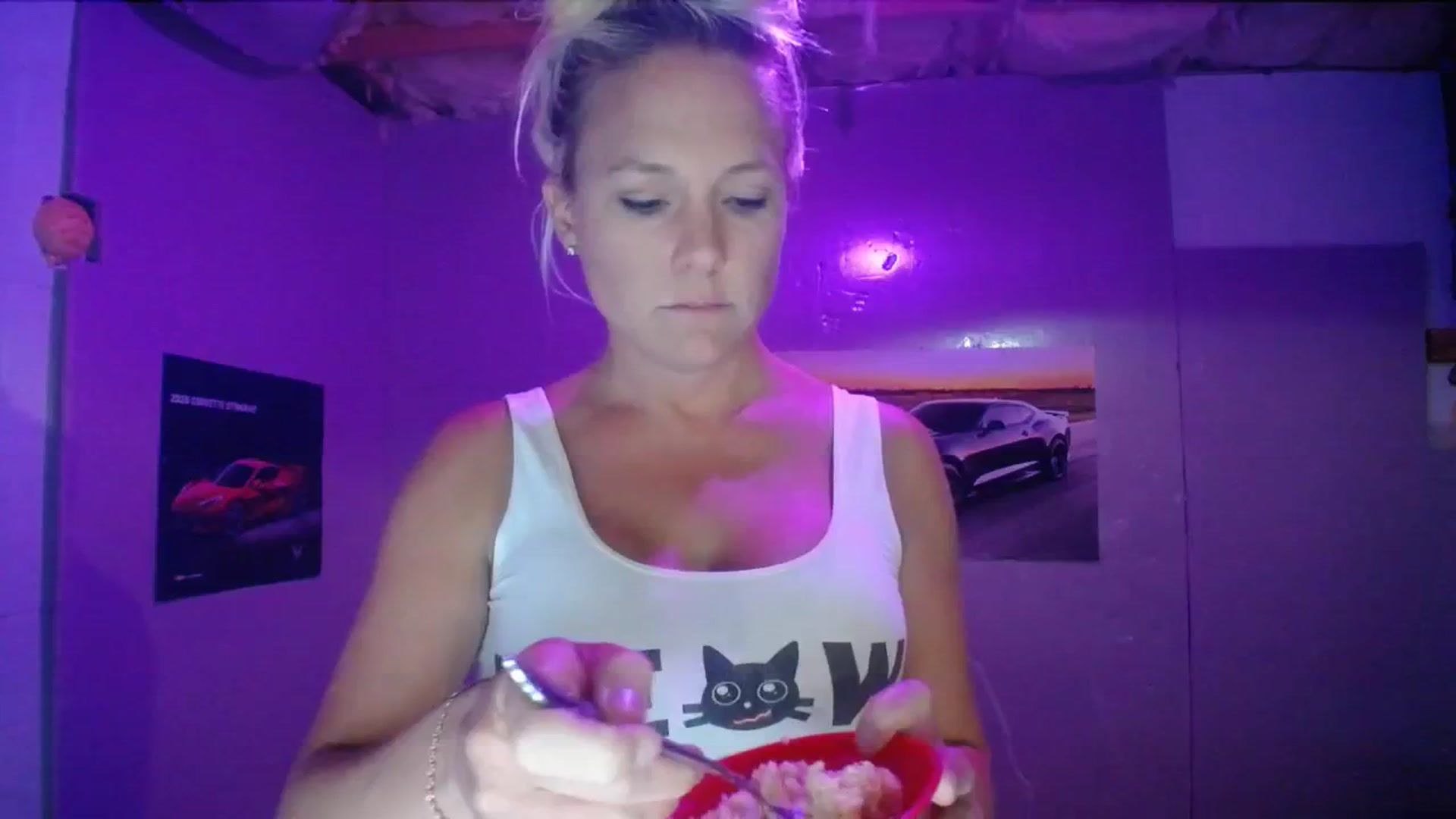 Gallery image thumbnail from AshlynnStorm's myfreecams stream on, 07/26/2023, 06:53 image 18 of 20