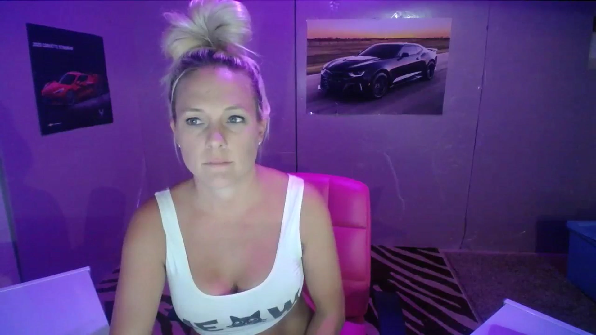 Gallery image thumbnail from AshlynnStorm's myfreecams stream on, 07/26/2023, 06:53 image 9 of 20