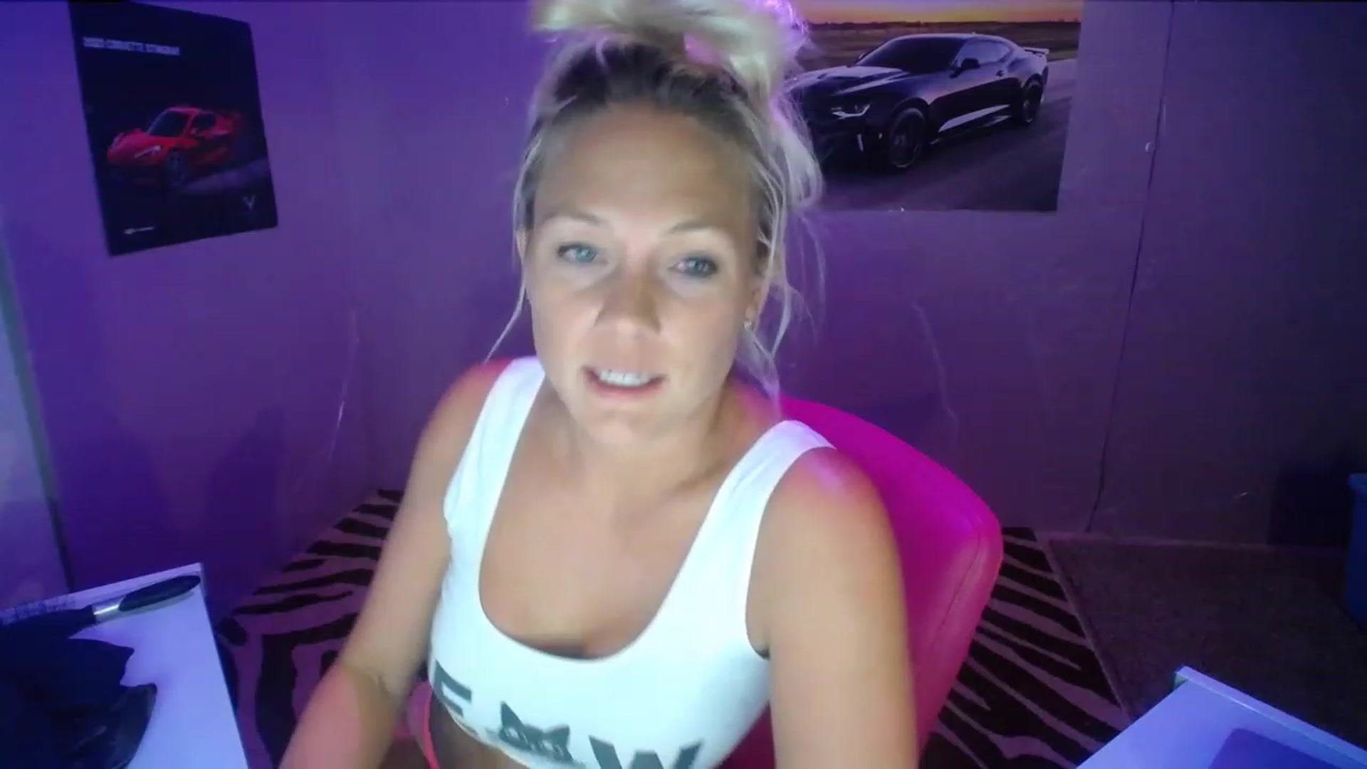 Gallery image thumbnail from AshlynnStorm's myfreecams stream on, 08/09/2023, 08:22 image 9 of 20