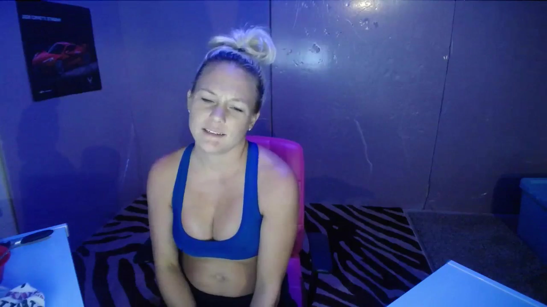 Gallery image thumbnail from AshlynnStorm's myfreecams stream on, 08/24/2023, 04:12 image 17 of 20
