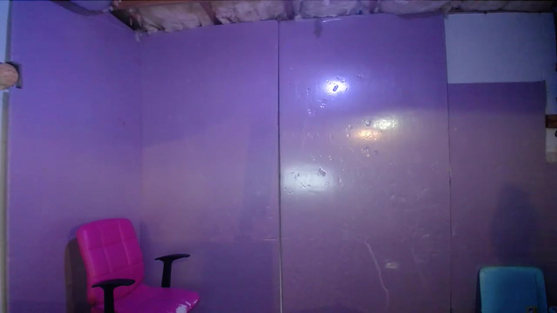 Gallery image thumbnail from AshlynnStorm's myfreecams stream on, 08/29/2023, 05:18 image 18 of 20