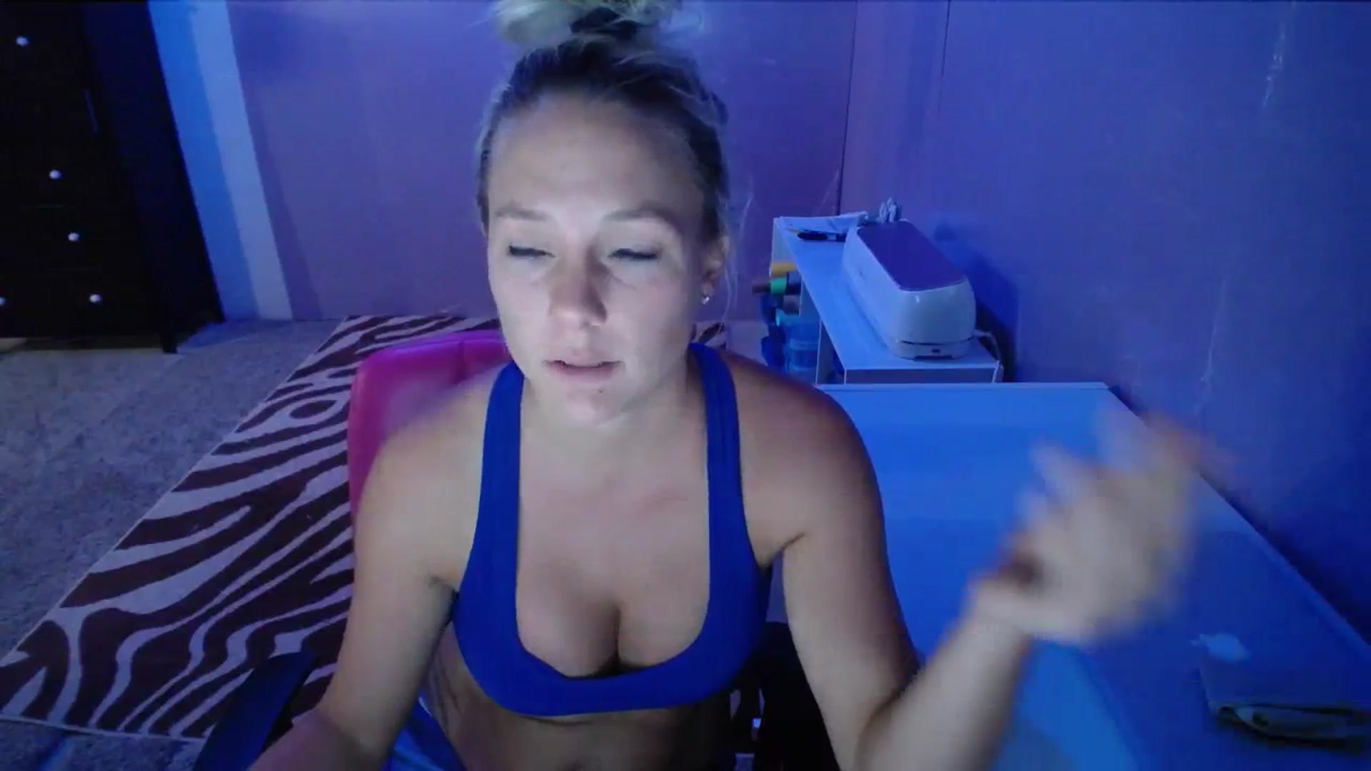 Gallery image thumbnail from AshlynnStorm's myfreecams stream on, 08/29/2023, 08:36 image 20 of 20