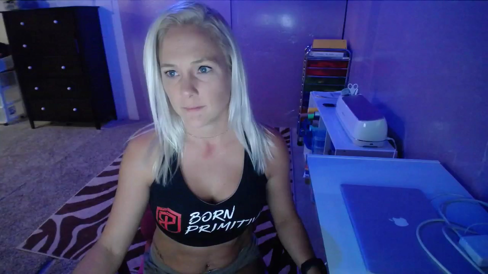 Gallery image thumbnail from AshlynnStorm's myfreecams stream on, 09/05/2023, 05:40 image 1 of 20
