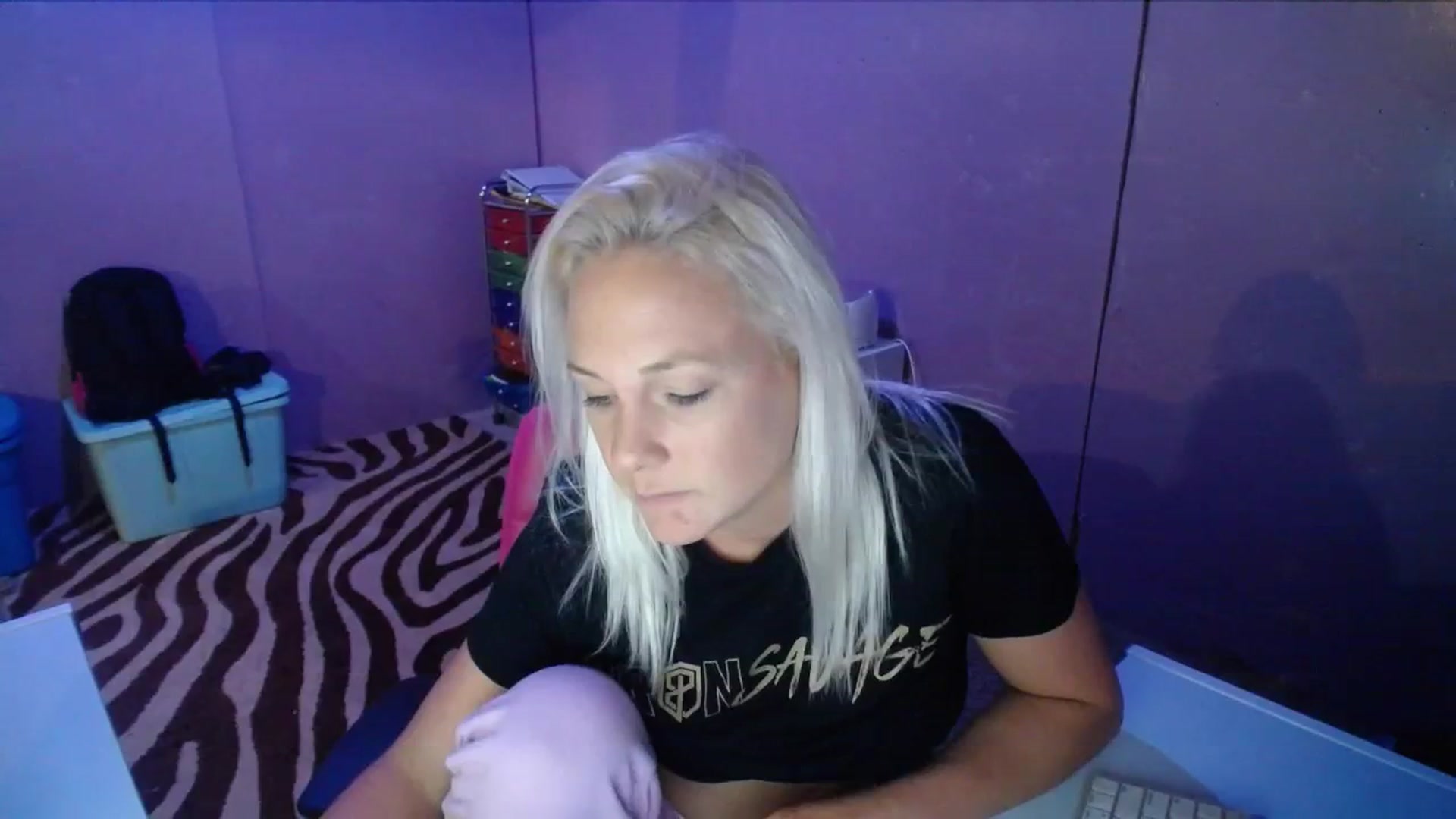Gallery image thumbnail from AshlynnStorm's myfreecams stream on, 09/21/2023, 04:59 image 5 of 20