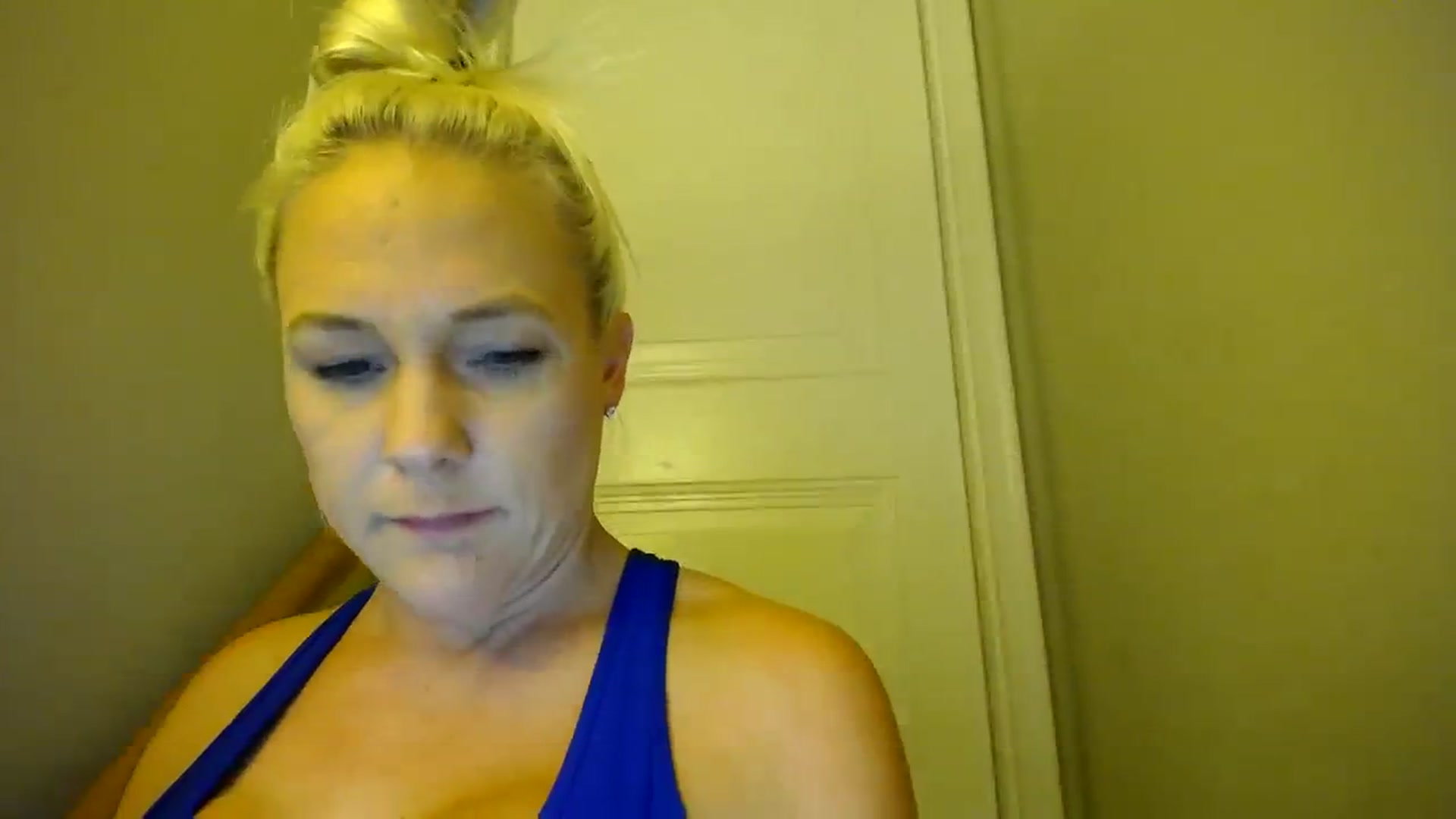 Gallery image thumbnail from AshlynnStorm's myfreecams stream on, 09/30/2023, 06:15 image 20 of 20