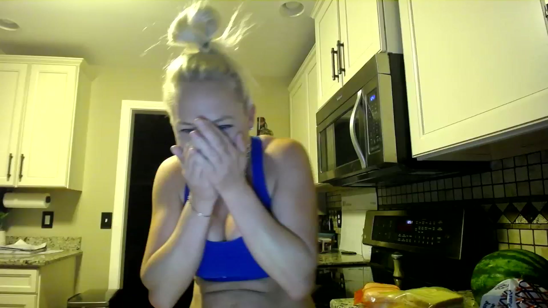 Gallery image thumbnail from AshlynnStorm's myfreecams stream on, 09/30/2023, 06:15 image 1 of 20