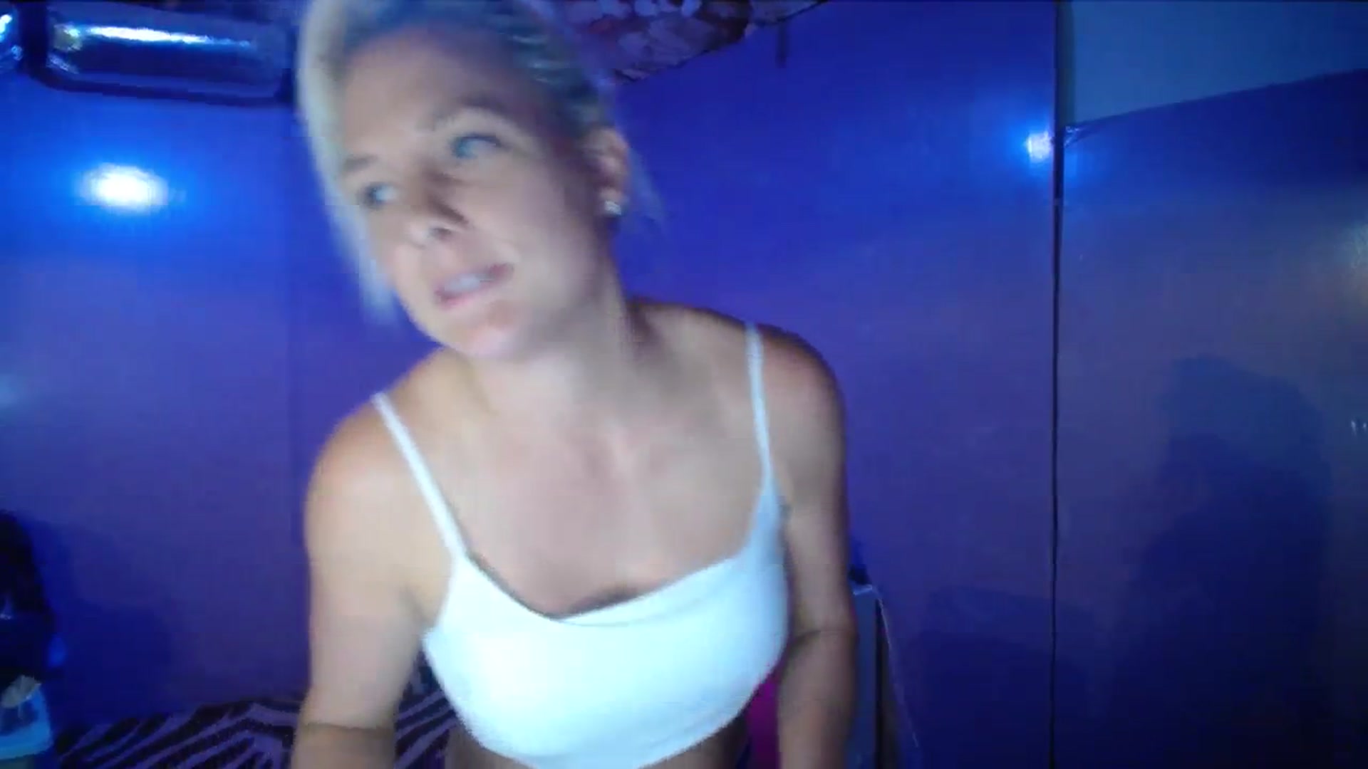 Gallery image thumbnail from AshlynnStorm's myfreecams stream on, 10/06/2023, 05:40 image 16 of 20