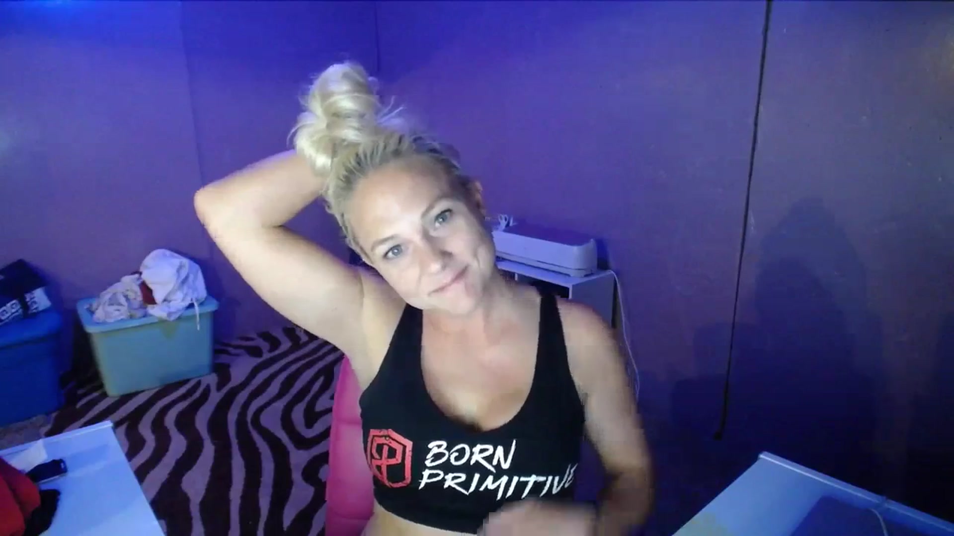 Gallery image thumbnail from AshlynnStorm's myfreecams stream on, 10/12/2023, 03:11 image 7 of 20