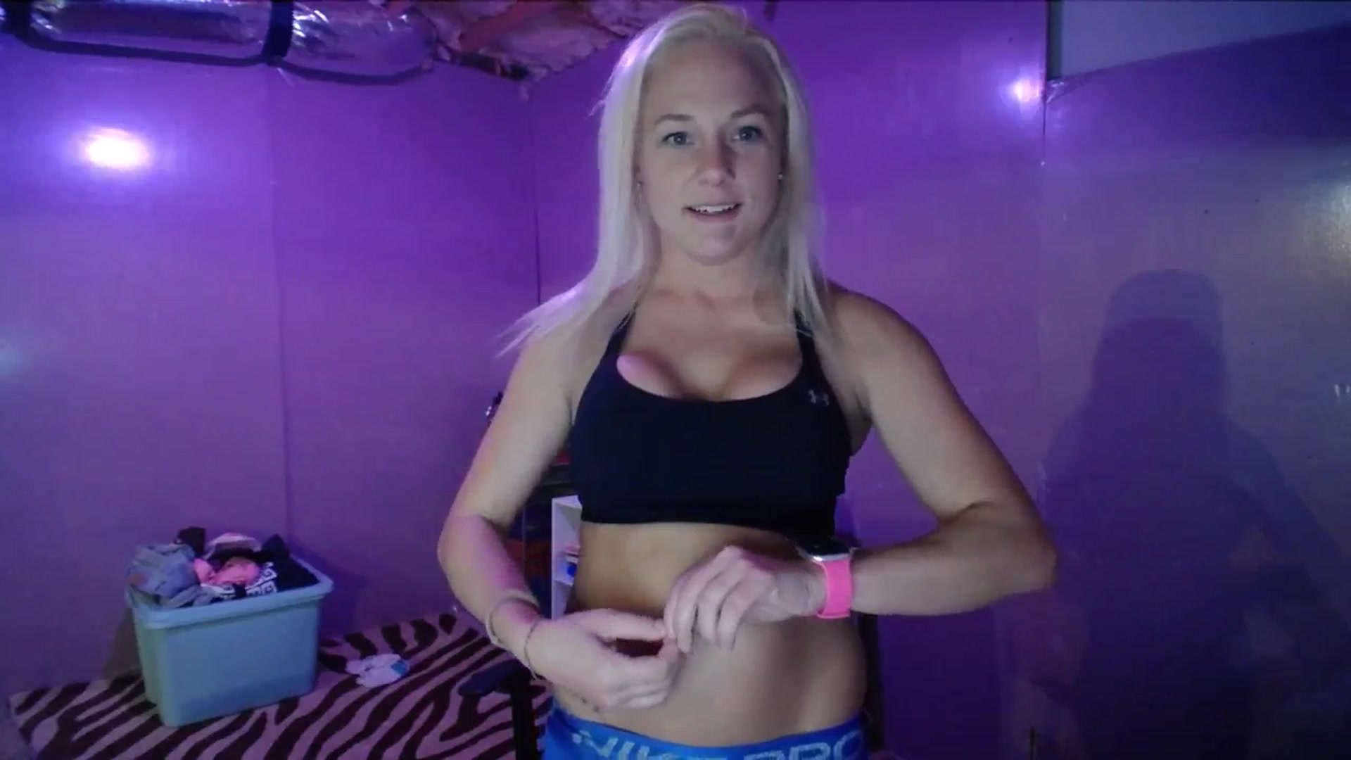 Gallery image thumbnail from AshlynnStorm's myfreecams stream on, 11/13/2023, 20:34 image 2 of 20