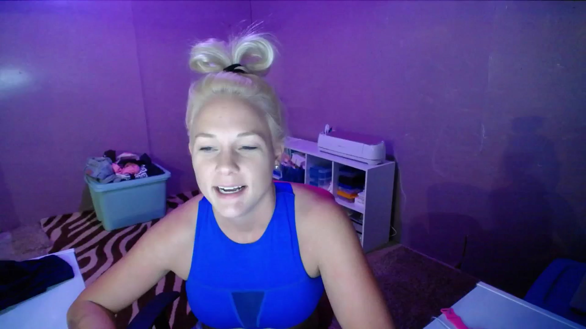Gallery image thumbnail from AshlynnStorm's myfreecams stream on, 11/14/2023, 20:35 image 1 of 20