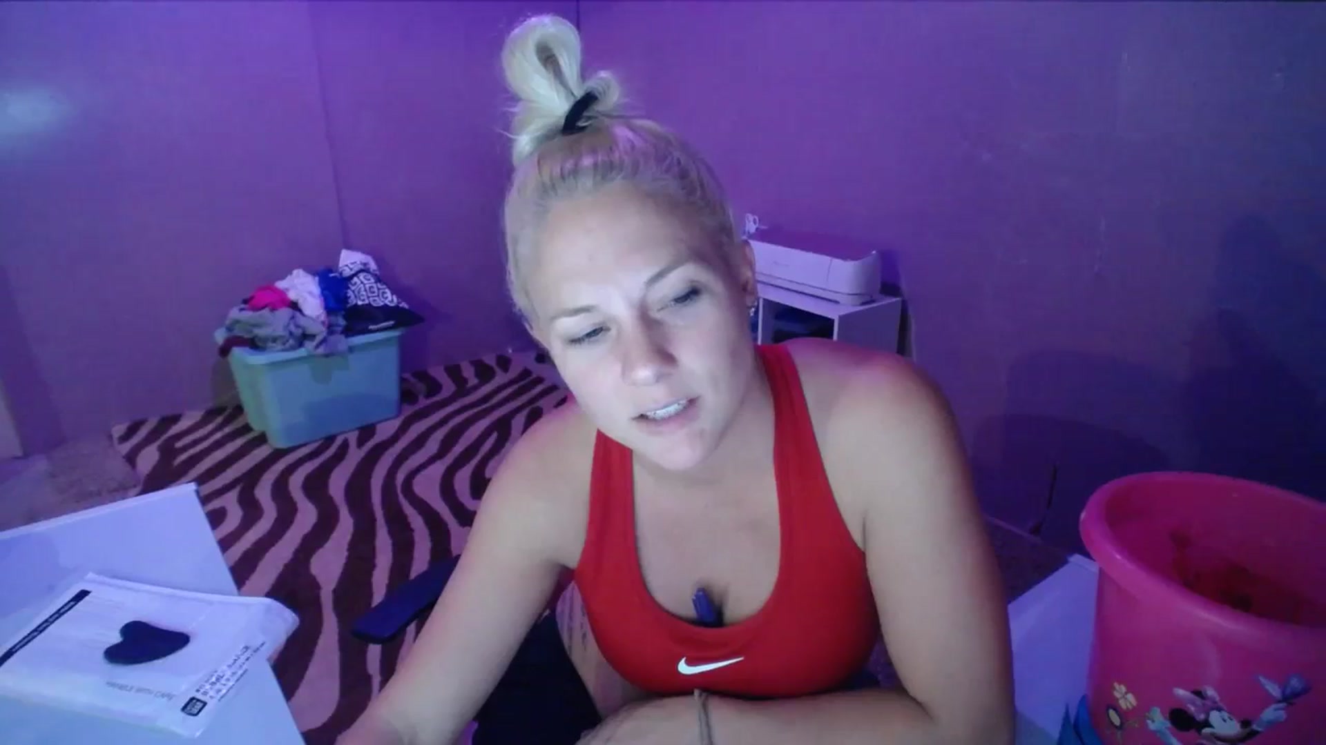 Gallery image thumbnail from AshlynnStorm's myfreecams stream on, 11/21/2023, 05:06 image 9 of 20