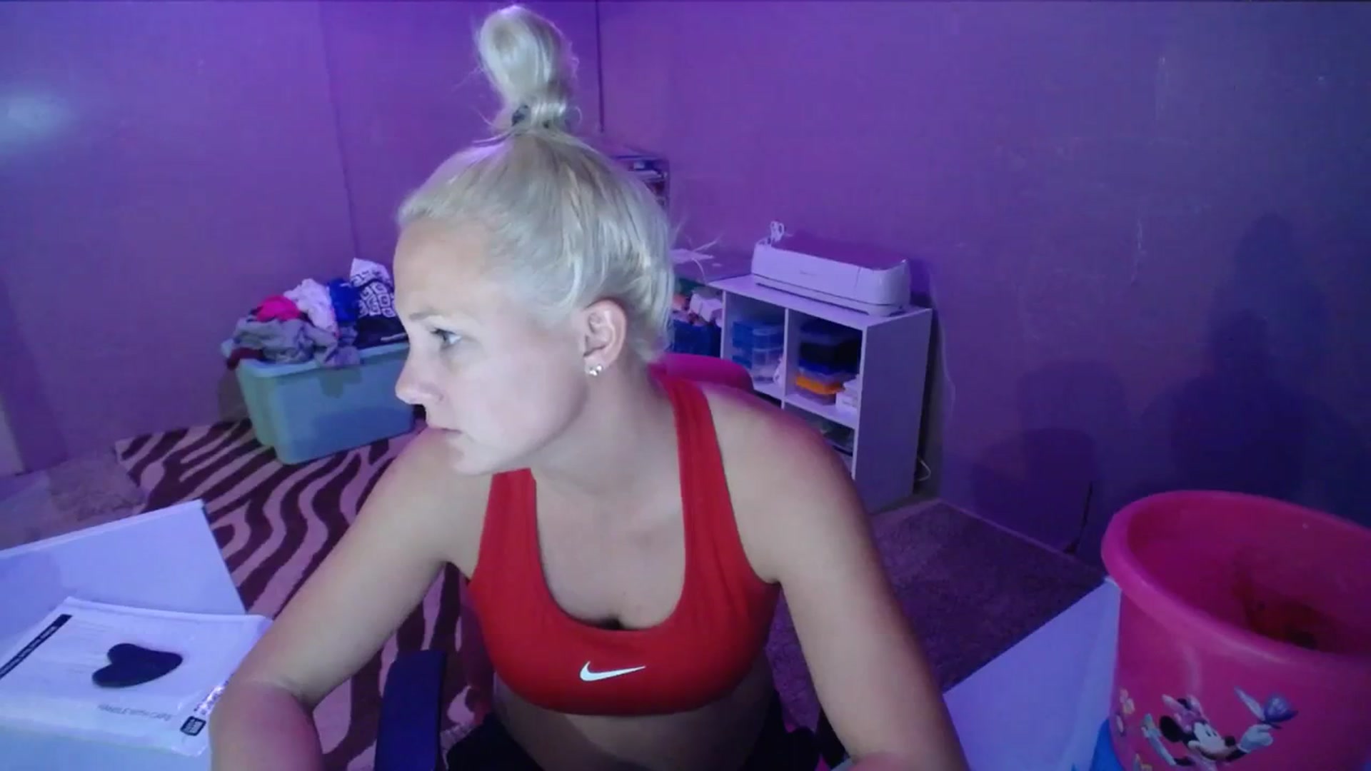 Gallery image thumbnail from AshlynnStorm's myfreecams stream on, 11/21/2023, 05:06 image 20 of 20