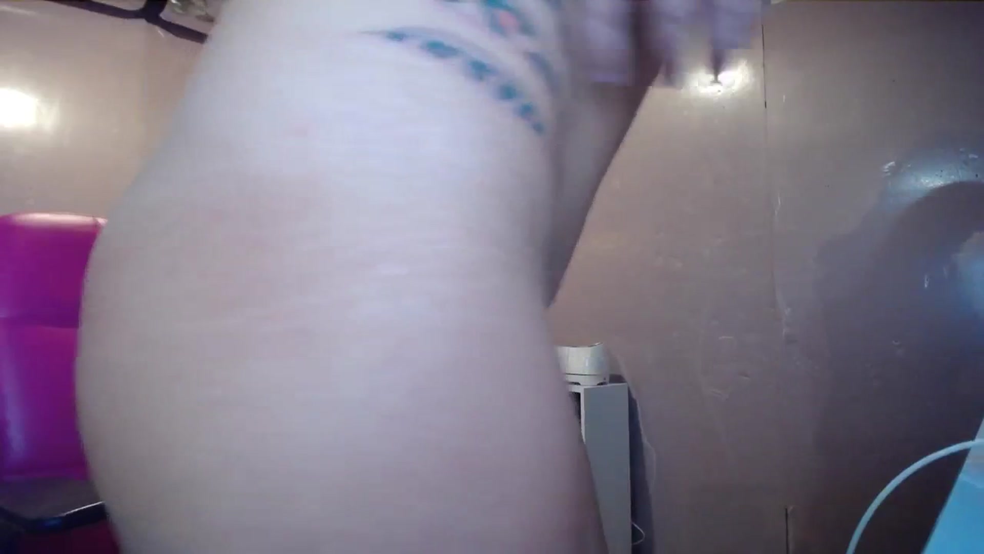 Gallery image thumbnail from AshlynnStorm's myfreecams stream on, 11/22/2023, 06:13 image 19 of 20