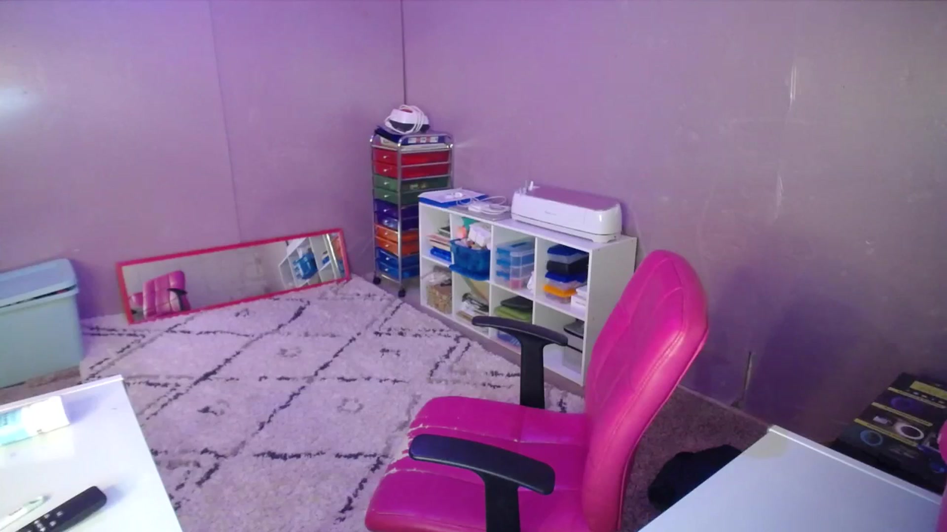 Gallery image thumbnail from AshlynnStorm's myfreecams stream on, 11/28/2023, 06:06 image 13 of 20