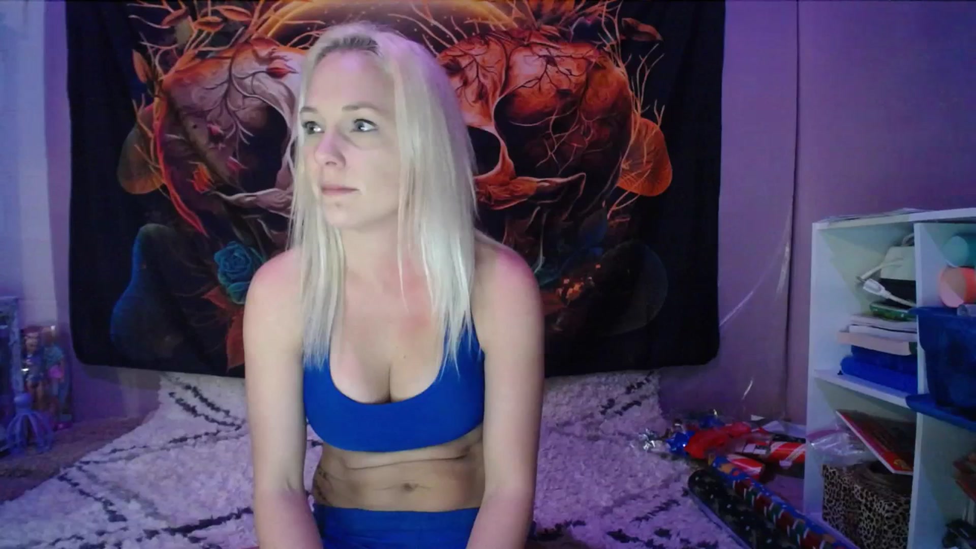 Gallery image thumbnail from AshlynnStorm's myfreecams stream on, 12/21/2023, 09:04 image 7 of 20