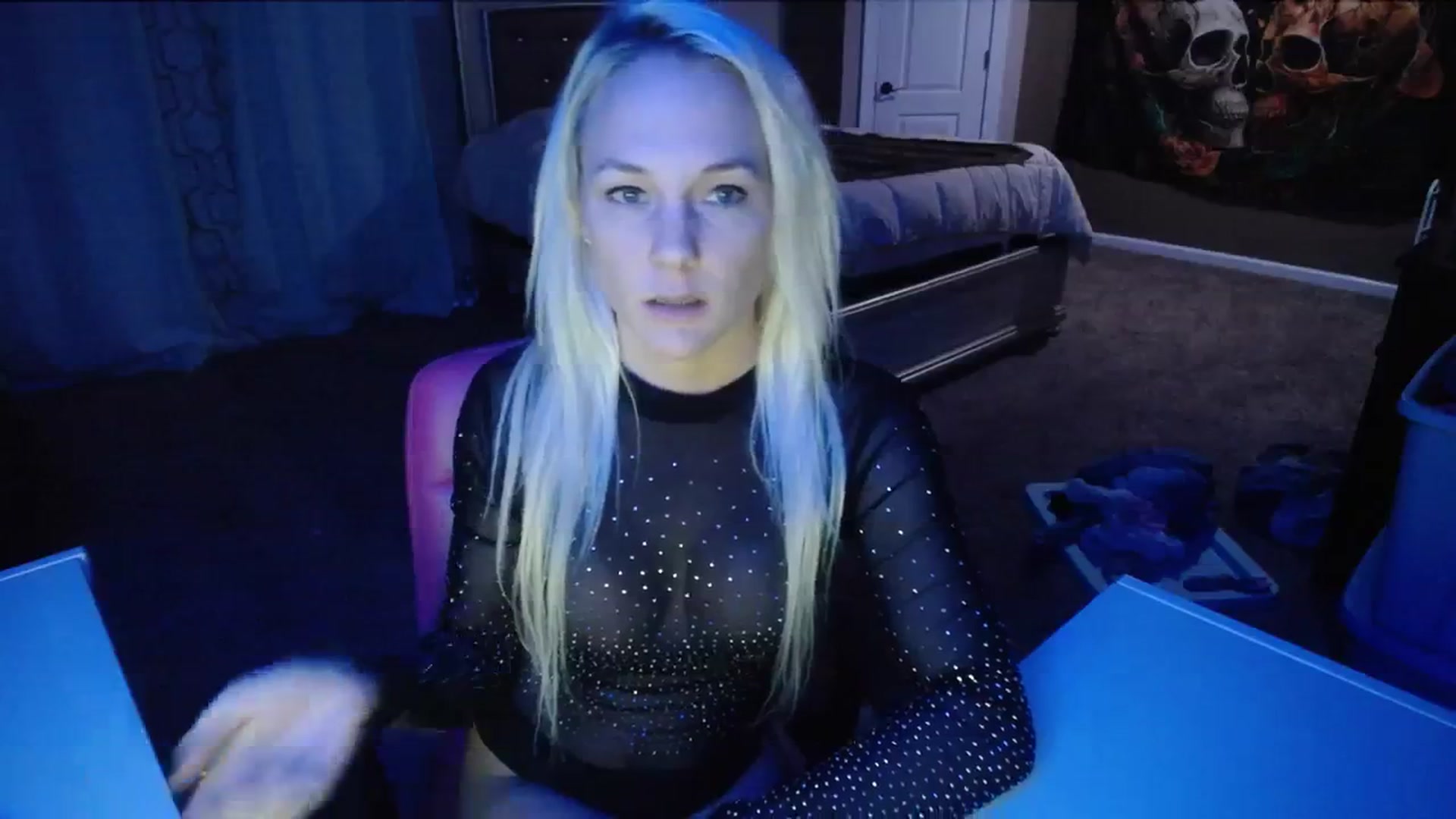 Gallery image thumbnail from AshlynnStorm's myfreecams stream on, 01/15/2024, 06:48 image 13 of 20