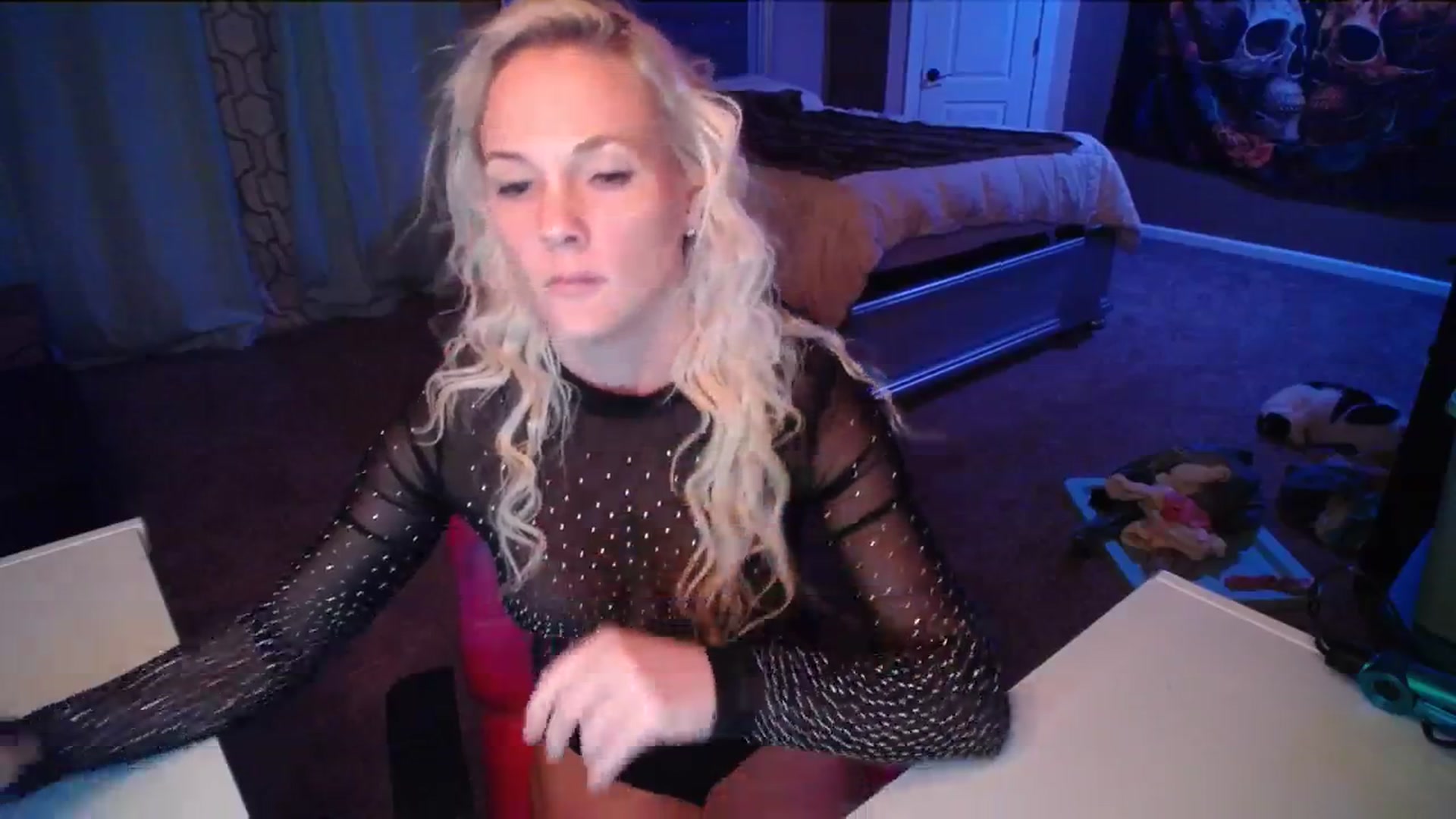 Gallery image thumbnail from AshlynnStorm's myfreecams stream on, 01/15/2024, 07:48 image 2 of 20