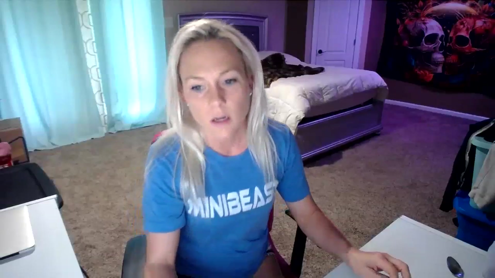 Gallery image thumbnail from AshlynnStorm's myfreecams stream on, 02/28/2024, 21:16 image 4 of 20