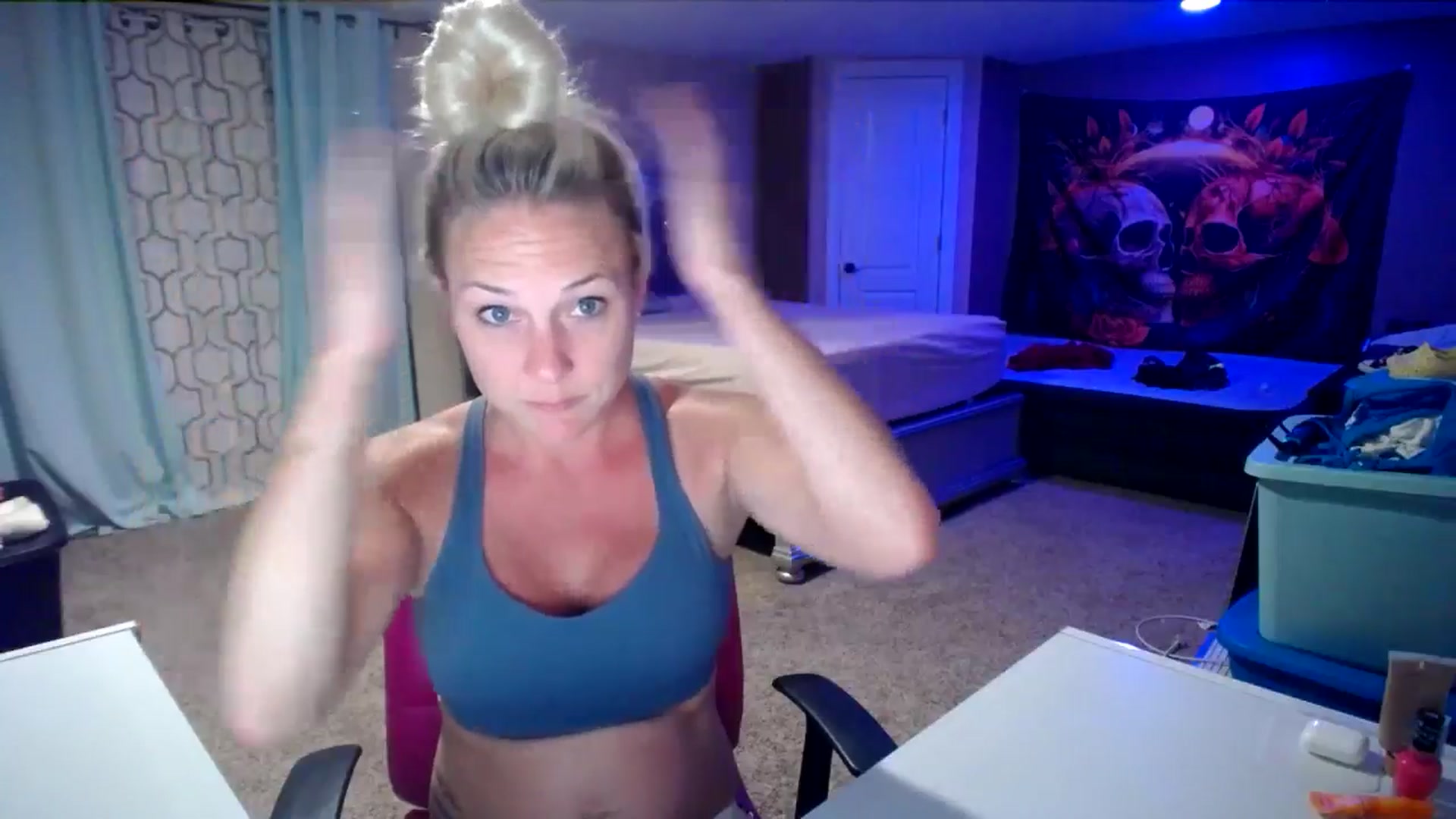 Gallery image thumbnail from AshlynnStorm's myfreecams stream on, 05/20/2024, 04:36 image 16 of 20