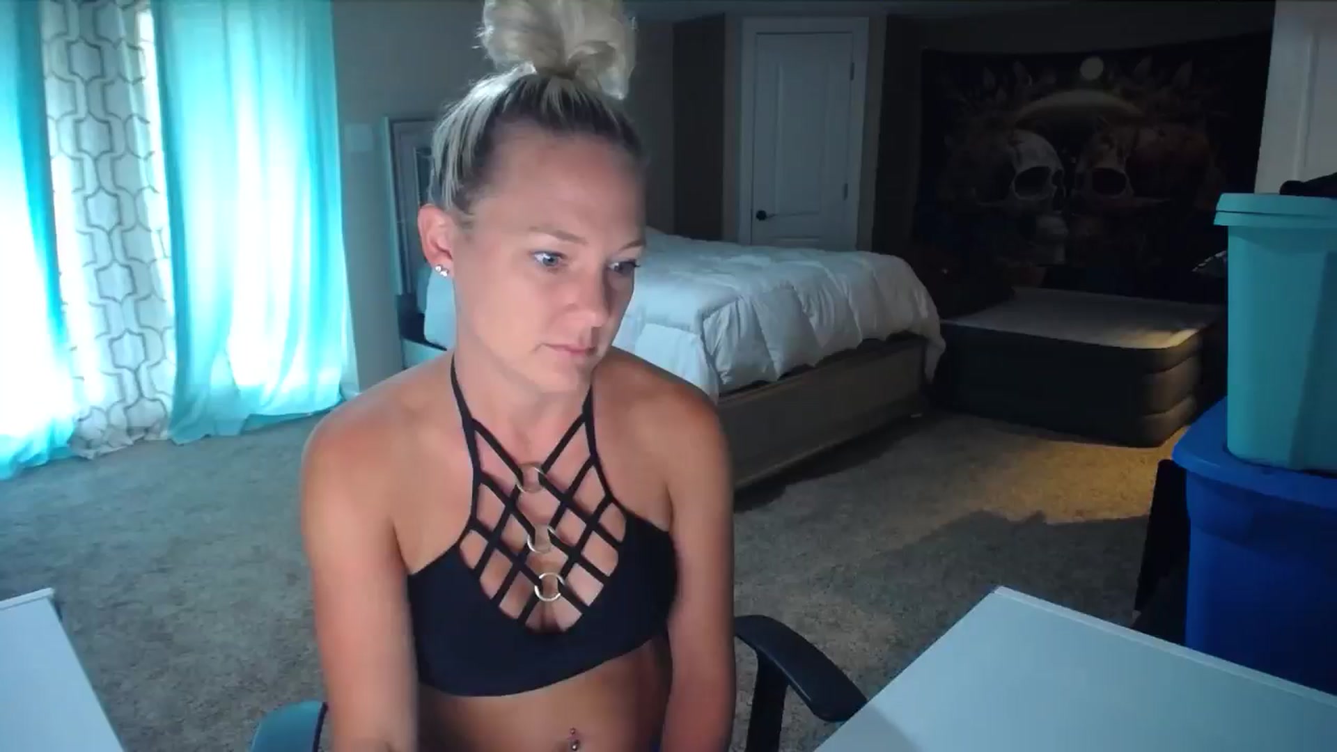 Gallery image thumbnail from AshlynnStorm's myfreecams stream on, 06/16/2024, 13:40 image 20 of 20