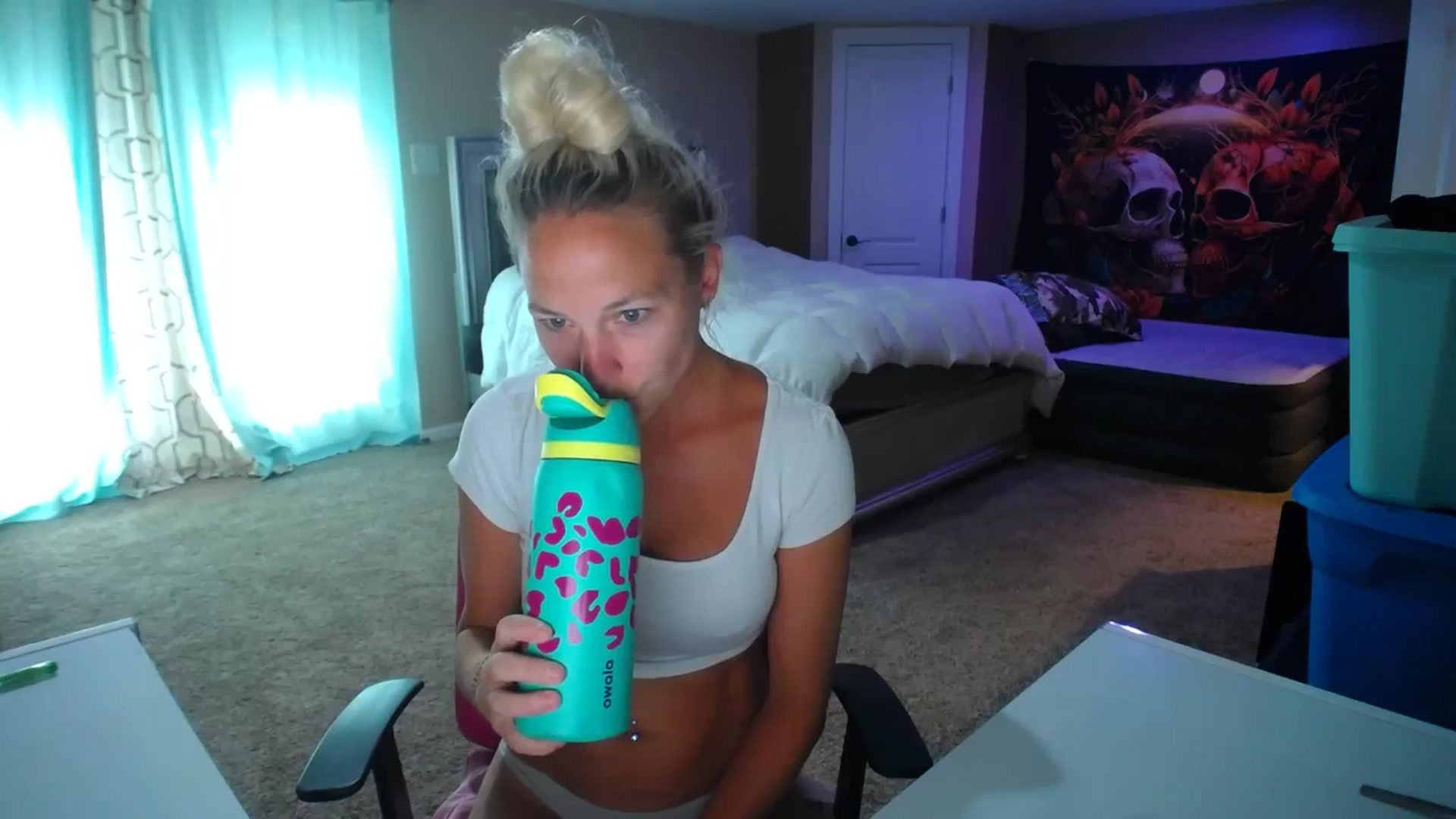 Gallery image thumbnail from AshlynnStorm's myfreecams stream on, 06/25/2024, 12:32 image 7 of 20