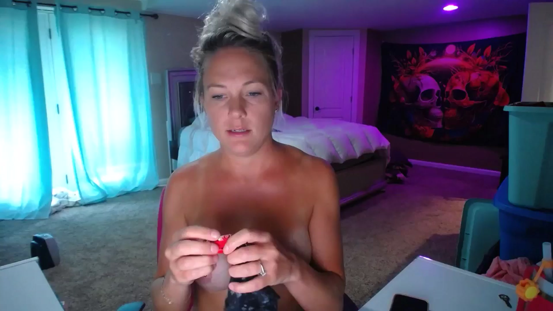Gallery image thumbnail from AshlynnStorm's myfreecams stream on, 08/06/2024, 15:03 image 1 of 20