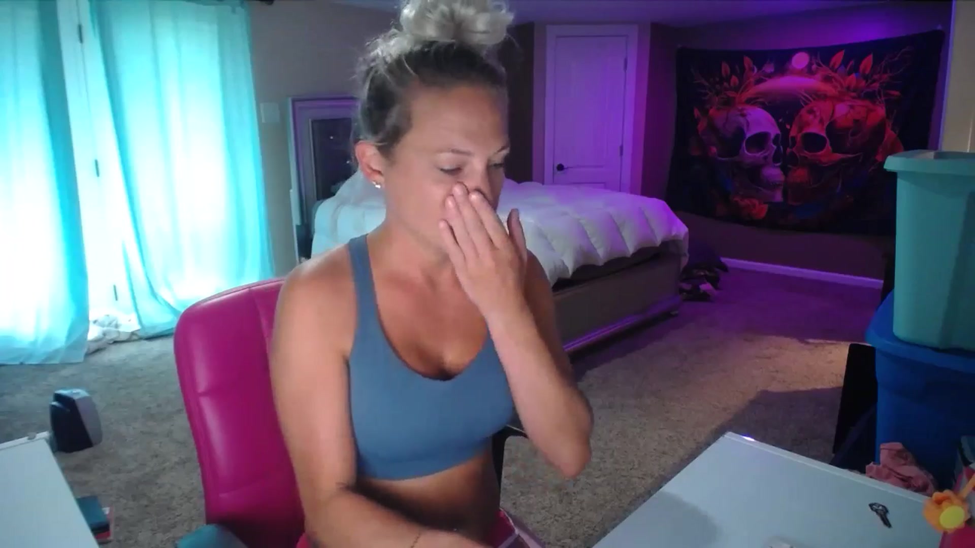 Gallery image thumbnail from AshlynnStorm's myfreecams stream on, 08/06/2024, 16:19 image 20 of 20