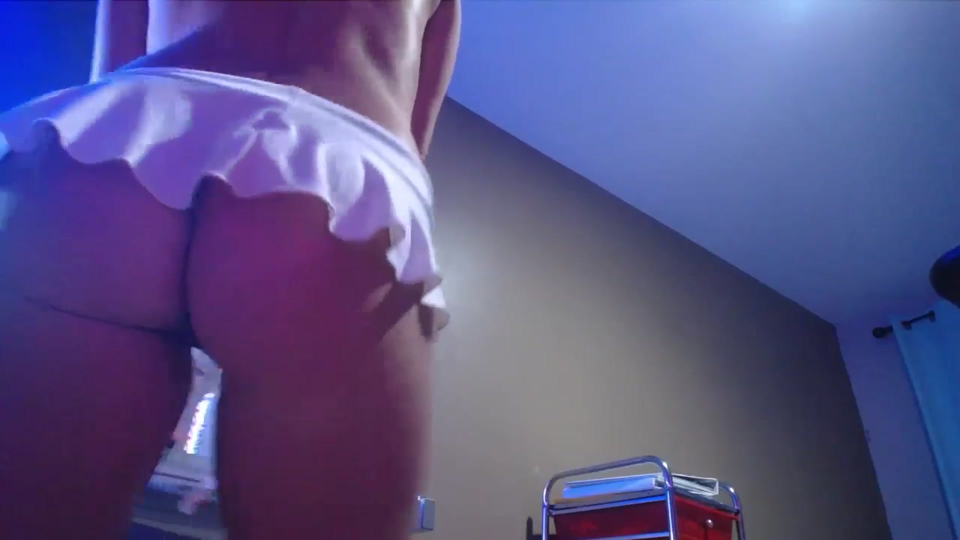 Gallery image thumbnail from AshlynnStorm's myfreecams stream on, 08/07/2024, 06:52 image 8 of 20