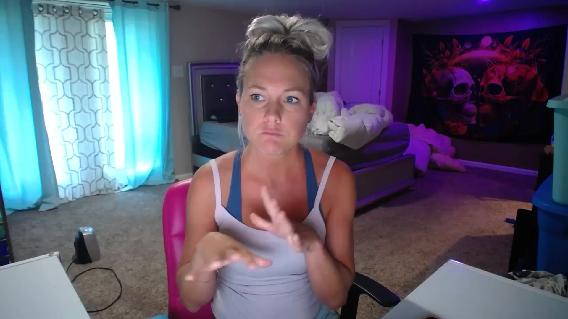 Gallery image thumbnail from AshlynnStorm's myfreecams stream on, 08/13/2024, 17:32 image 1 of 20