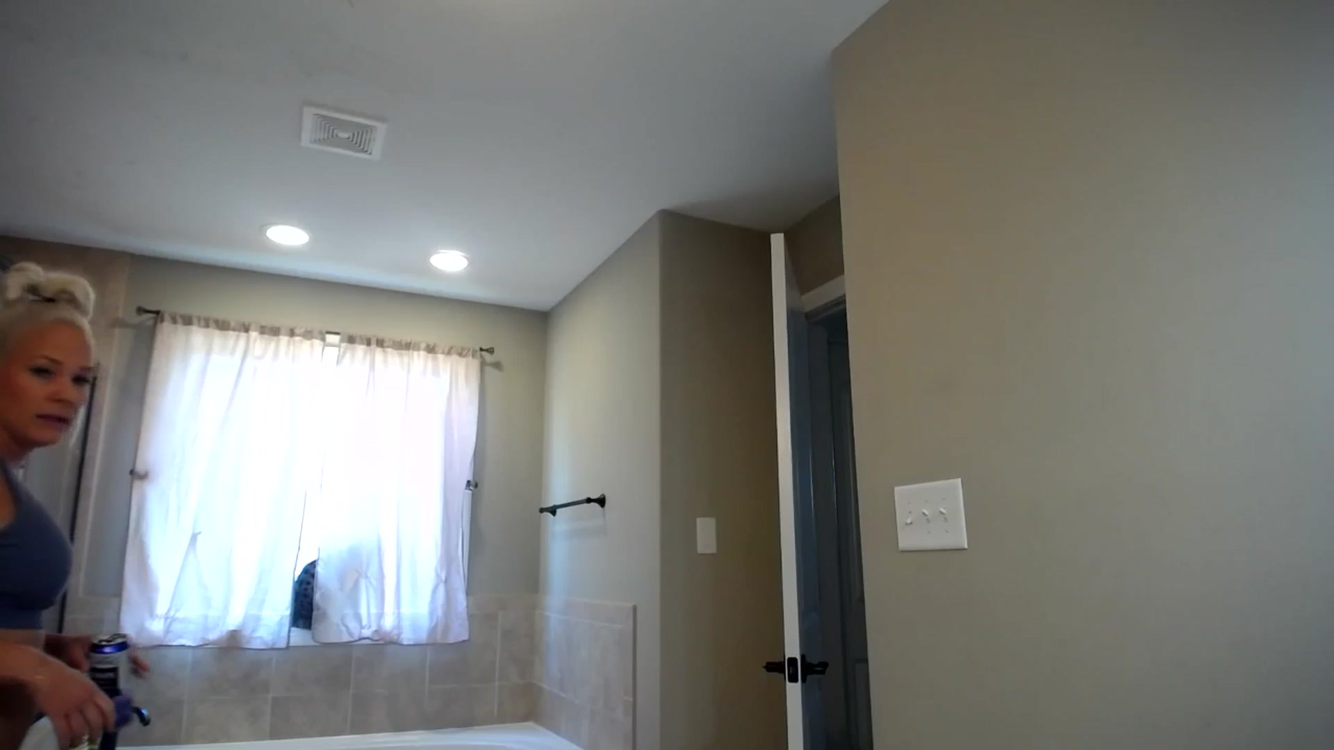 Gallery image thumbnail from AshlynnStorm's myfreecams stream on, 08/26/2024, 18:53 image 9 of 20
