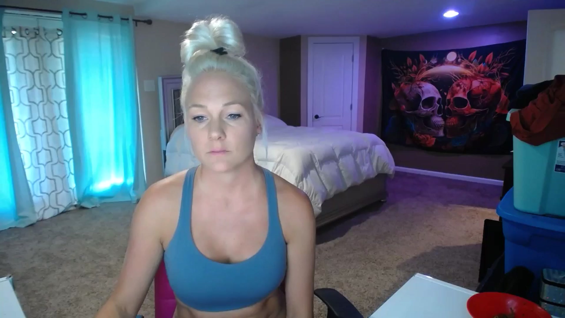 Gallery image thumbnail from AshlynnStorm's myfreecams stream on, 08/26/2024, 18:53 image 14 of 20