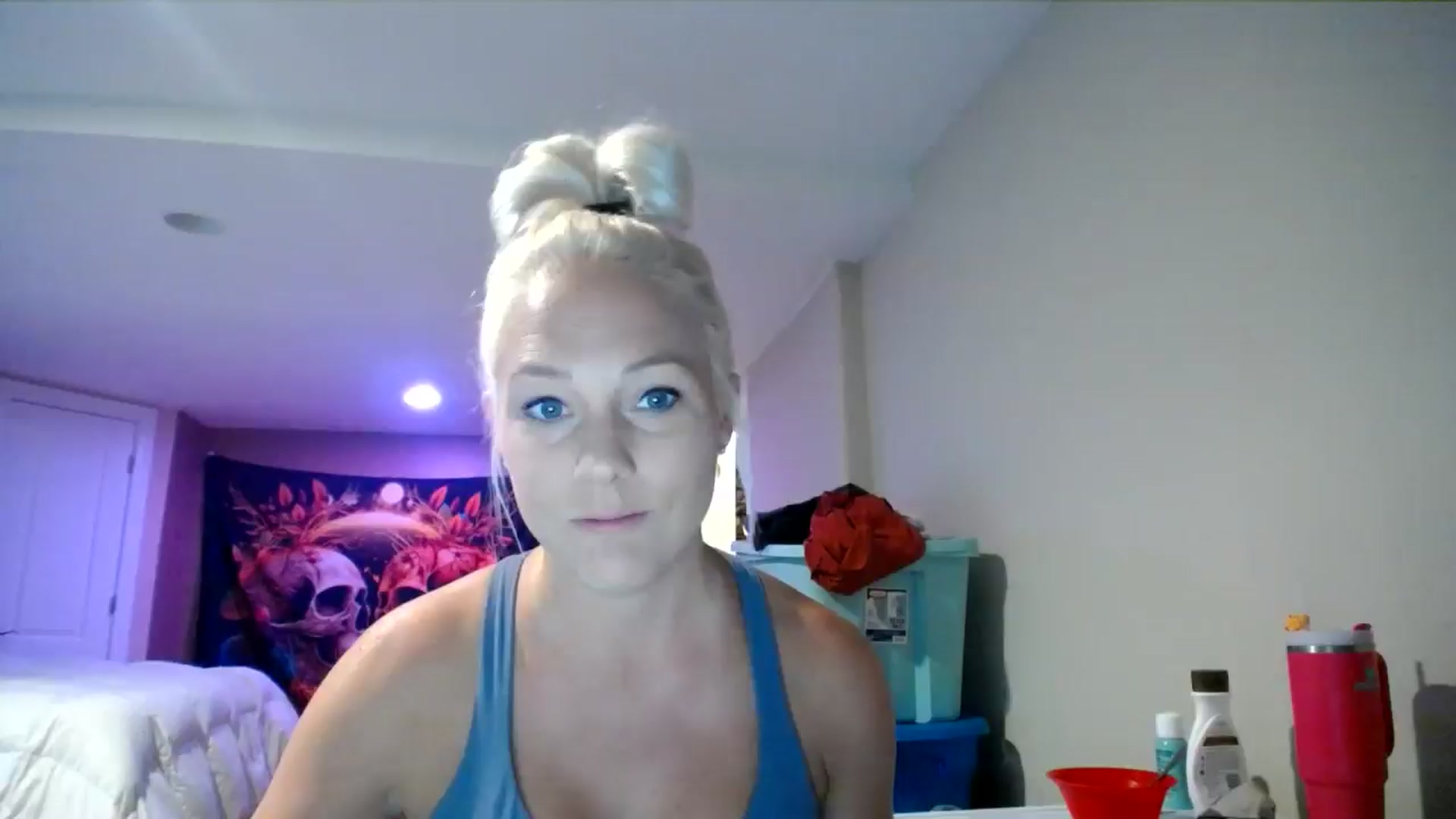 Gallery image thumbnail from AshlynnStorm's myfreecams stream on, 08/26/2024, 18:53 image 12 of 20