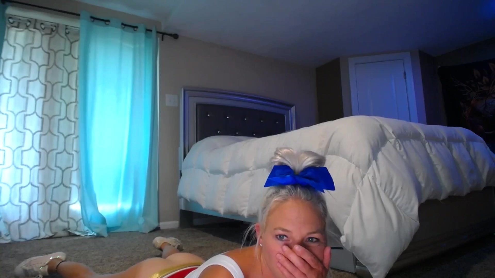 Gallery image thumbnail from AshlynnStorm's myfreecams stream on, 09/10/2024, 20:22 image 18 of 20