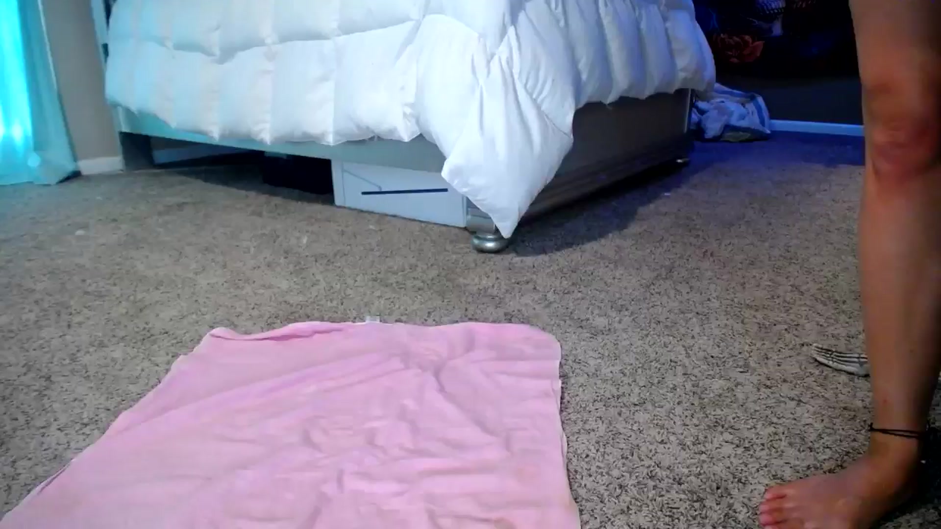 Gallery image thumbnail from AshlynnStorm's myfreecams stream on, 09/12/2024, 18:12 image 5 of 20