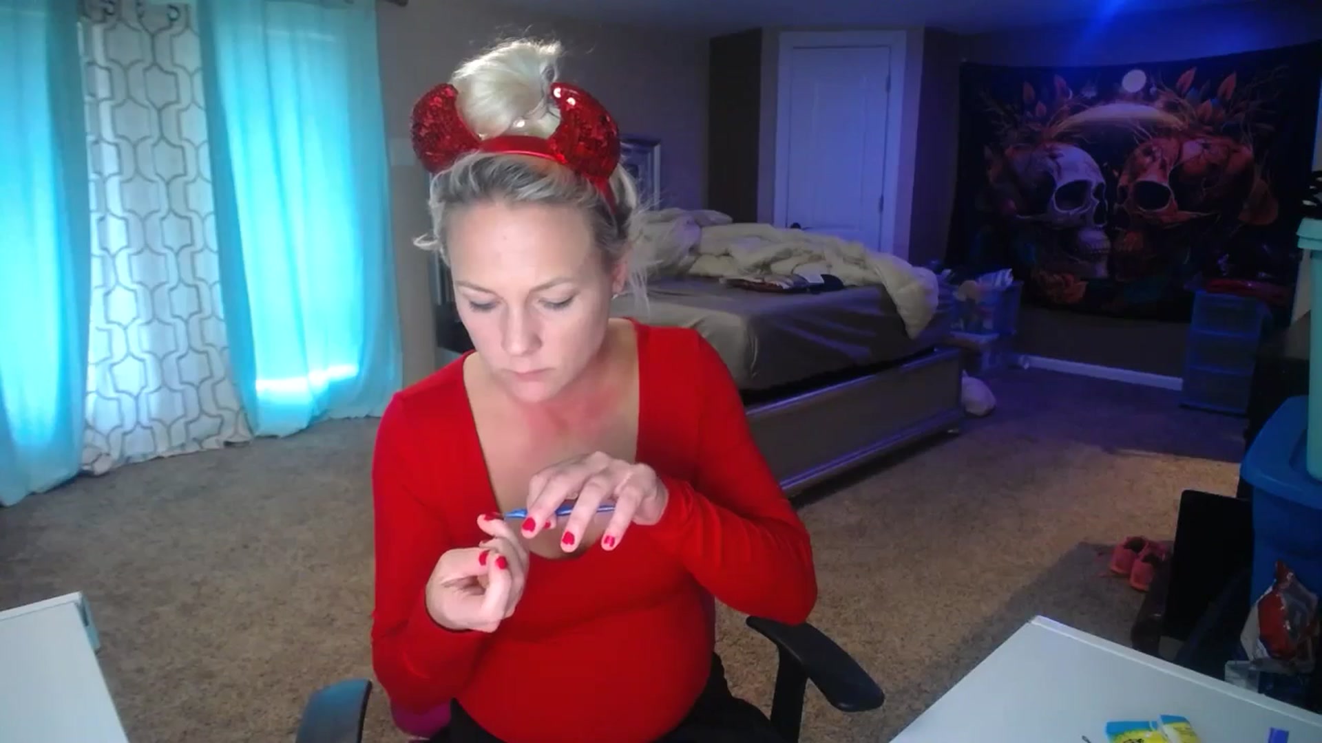 Gallery image thumbnail from AshlynnStorm's myfreecams stream on, 11/01/2024, 19:46 image 18 of 20