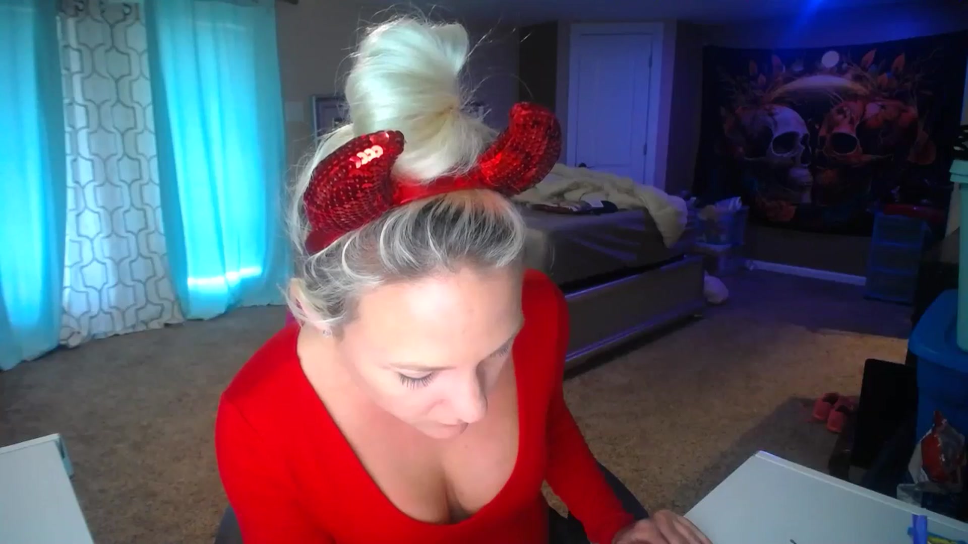 Gallery image thumbnail from AshlynnStorm's myfreecams stream on, 11/01/2024, 19:46 image 10 of 20