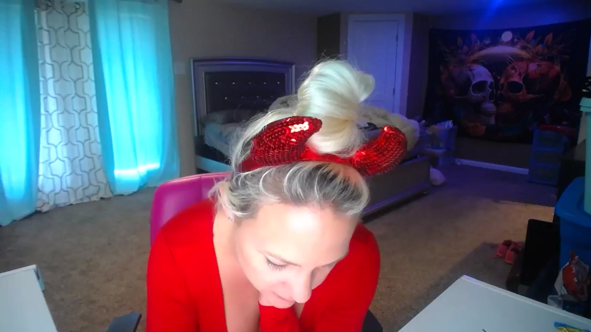 Gallery image thumbnail from AshlynnStorm's myfreecams stream on, 11/01/2024, 19:46 image 6 of 20