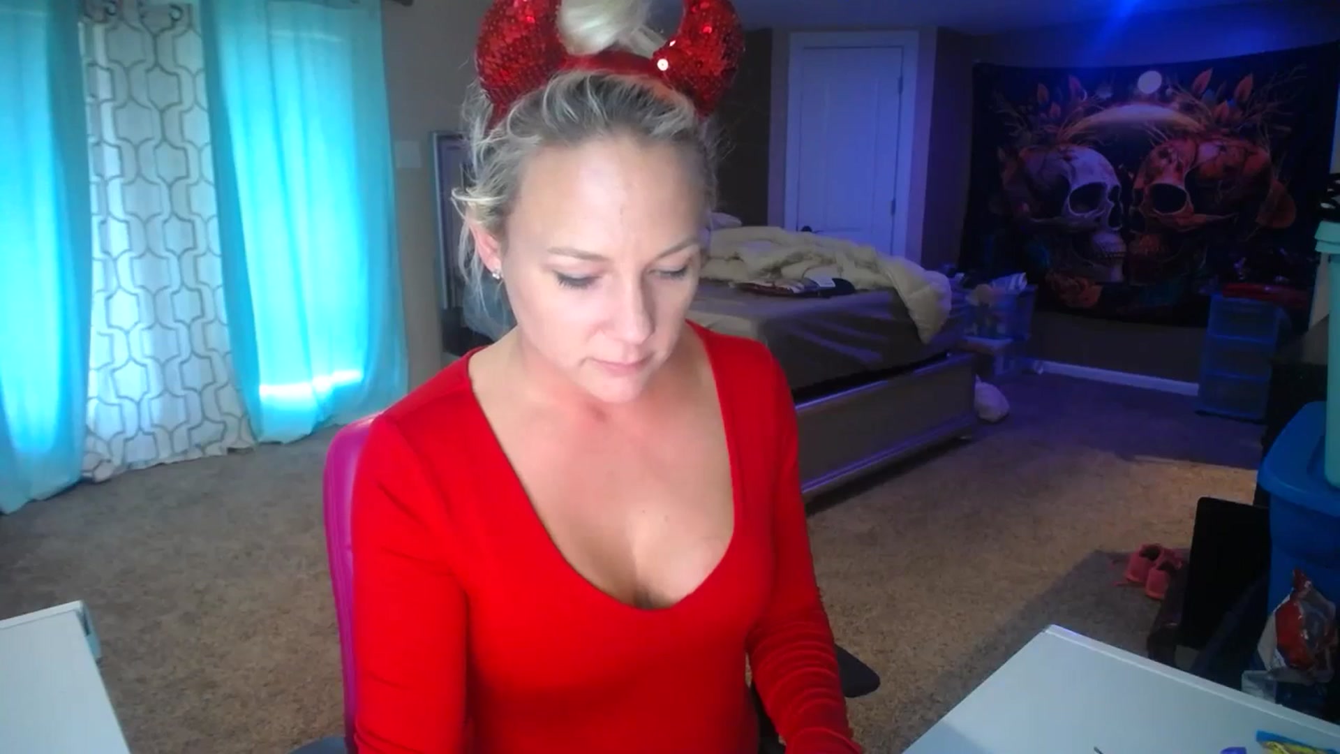Gallery image thumbnail from AshlynnStorm's myfreecams stream on, 11/01/2024, 19:46 image 9 of 20